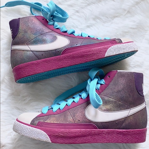 plum colored nikes